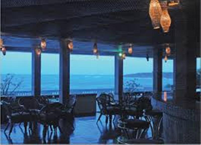 Peacock Beach Hotel Hambantota Bagian luar foto